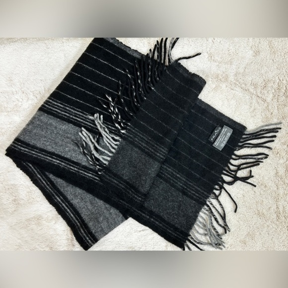 Fraas Unisex Fringe Edge 100% Cashmere Scarf Striped Black/gray Size 50”/10,5” - Picture 1 of 6